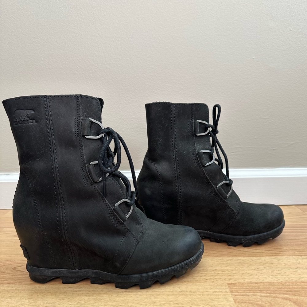Sorel Joan of Arctic Wedge US size 8